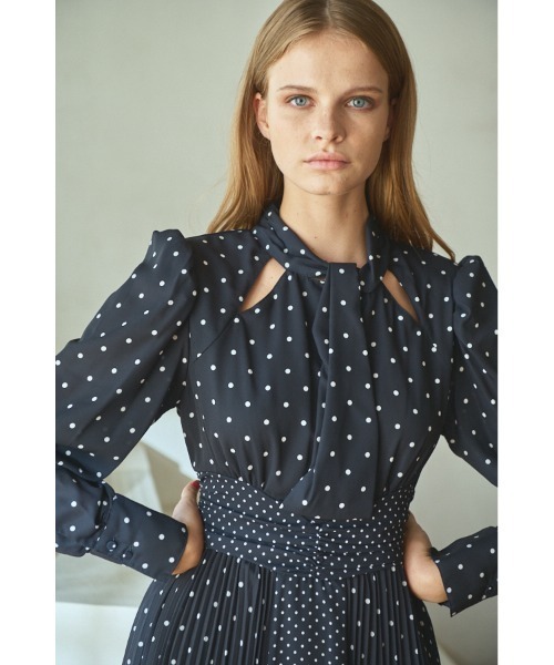 Estella.K(エステラケー)の「Abby Dress クロスネックタイドットドレス(ワンピース・レディース・ブラック系その他/ホワイト系その他/ブラック系その他2/ピンク系その他・FREE)」の15枚目の写真
