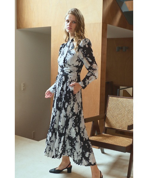 Abby Dress クロスネックタイドットドレス（ワンピース