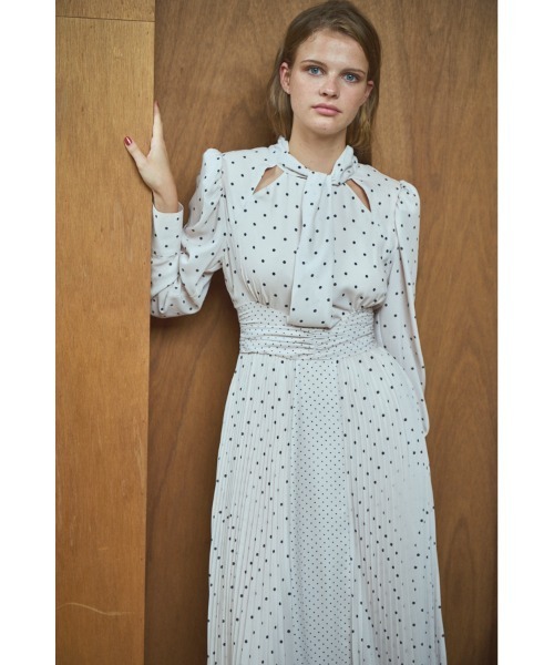 Estella.K(エステラケー)の「Abby Dress クロスネックタイドットドレス(ワンピース・レディース・ブラック系その他/ホワイト系その他/ブラック系その他2/ピンク系その他・FREE)」の18枚目の写真