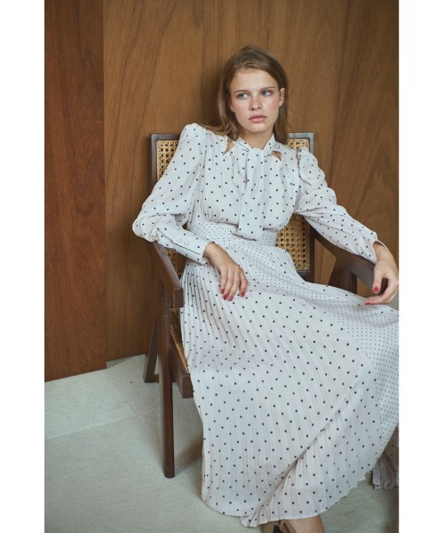 Estella.K(エステラケー)の「Abby Dress クロスネックタイドットドレス(ワンピース・レディース・ブラック系その他/ホワイト系その他/ブラック系その他2/ピンク系その他・FREE)」の22枚目の写真