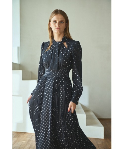 Abby Dress クロスネックタイドットドレス（ワンピース