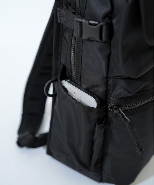 NEW ERA(ニューエラ)の「【NEW ERA/ニューエラ】SLING BODY BAG(ボディバッグ/ウエストポーチ・メンズ・ブラック系その他/ブラック・FREE)」の18枚目の写真