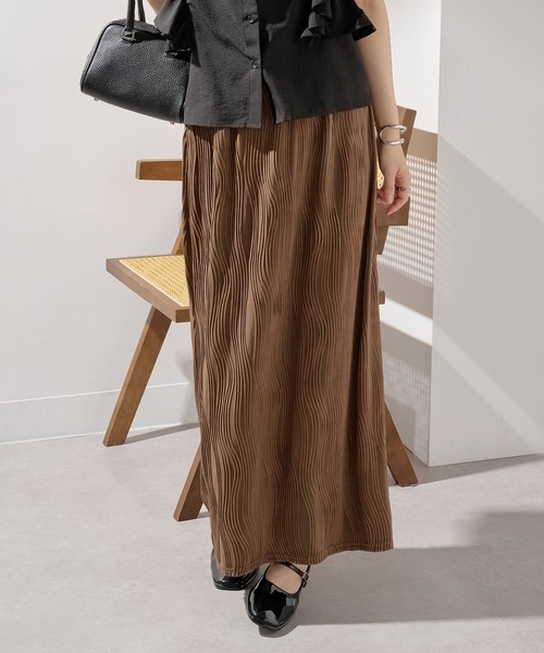 MAISON BREEZE（メゾンブリーズ）の「【MAISON BREEZE】ウェーブパイピングスカート DTK（スカート・レディース・ブラウン/ブラック・FREE）」の5枚目の写真