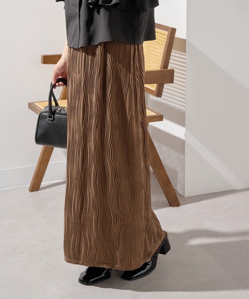MAISON BREEZE（メゾンブリーズ）の「【MAISON BREEZE】ウェーブパイピングスカート DTK（スカート・レディース・ブラウン/ブラック・FREE）」の6枚目の写真