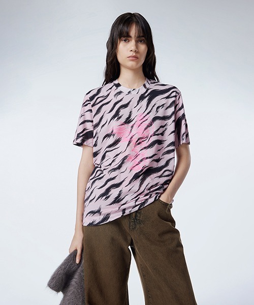 tシャツ Rabbit-motif Lepard T-shirt レディース セール】Rabbit-motif Lepard T-shirt（Tシャツ/カットソー