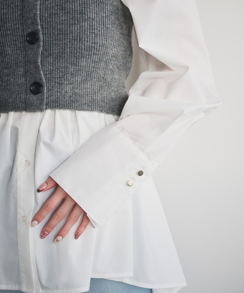 fupel（フぺル）の「bustier set voluminous peplum shirt blous / ビスチェ付きボリュームペプラムシャツブラウス（シャツ/ブラウス・レディース・ライトブルー/オフホワイト・FREE）」の22枚目の写真