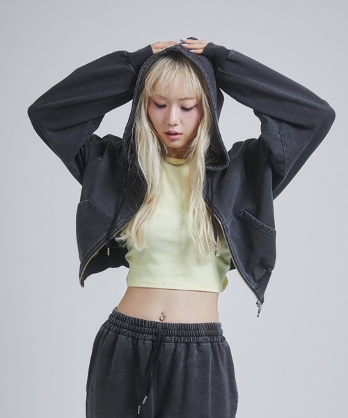 ENVYM(アンビー)の「ウォッシュドショートパーカー(パーカー・レディース・ブルー/ブラック・FREE)」の13枚目の写真