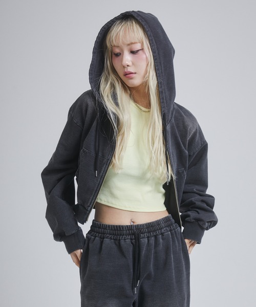 ENVYM(アンビー)の「ウォッシュドショートパーカー(パーカー・レディース・ブルー/ブラック・FREE)」の14枚目の写真
