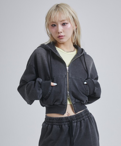 ENVYM(アンビー)の「ウォッシュドショートパーカー(パーカー・レディース・ブルー/ブラック・FREE)」の16枚目の写真