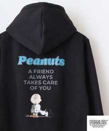 PEANUTS裏起毛プルパーカー
