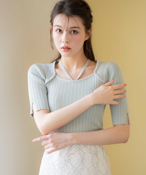 【新品 未使用 お値下げ中】Noela ノエラ リブニット セール】チョーカー付きランダムリブニット（ニット/セーター