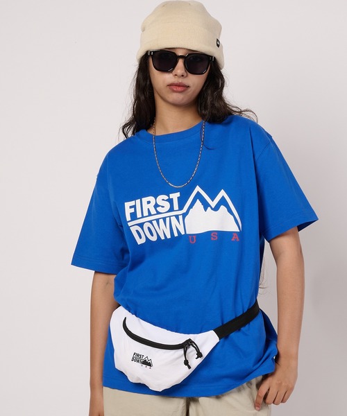 FIRST DOWN(ファーストダウン)の「プリントロゴ ショートスリーブ Tシャツ(Tシャツ/カットソー・メンズ・ネイビー/ブラック/ホワイト/杢グレー/ブルー/キャメル/グリーン・M/S/XL/L/XXL)」の6枚目の写真