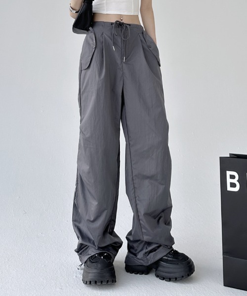 Per sist ence(パーシエンス)の「ドロストカーゴパンツ(その他パンツ・レディース・ライトグレー/ダークグレー/ブラック・LARGE/MEDIUM)」の3枚目の写真