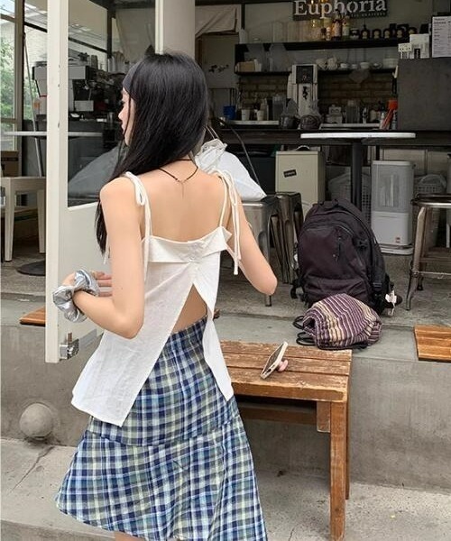 gossip!ロサンゼルス(ゴシップロサンゼルス)の「ヴィンテージ風 個性的 アシンメトリーデザイン チェック柄ミディスカート 日常&シンプル(スカート・レディース・ブルー・S/M)」の10枚目の写真