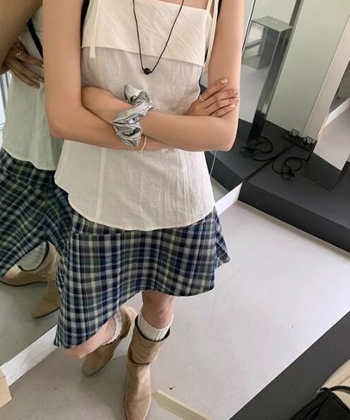 gossip!ロサンゼルス(ゴシップロサンゼルス)の「ヴィンテージ風 個性的 アシンメトリーデザイン チェック柄ミディスカート 日常&シンプル(スカート・レディース・ブルー・S/M)」の12枚目の写真