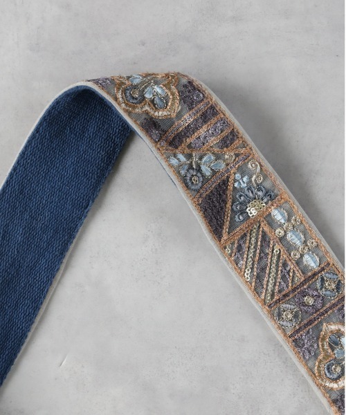 Right-on（ライトオン）の「テープトートバッグ（ショルダーバッグ・レディース・オフホワイト/ブルー・ONE SIZE）」の5枚目の写真