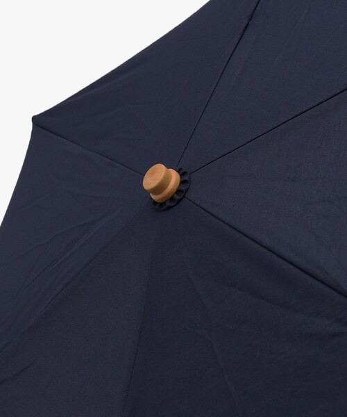 Afternoon Tea（アフタヌーンティー）の「小花刺繍晴雨兼用折りたたみ傘 日傘（折りたたみ傘・レディース・ブラック/ネイビー・ONE SIZE）」の8枚目の写真