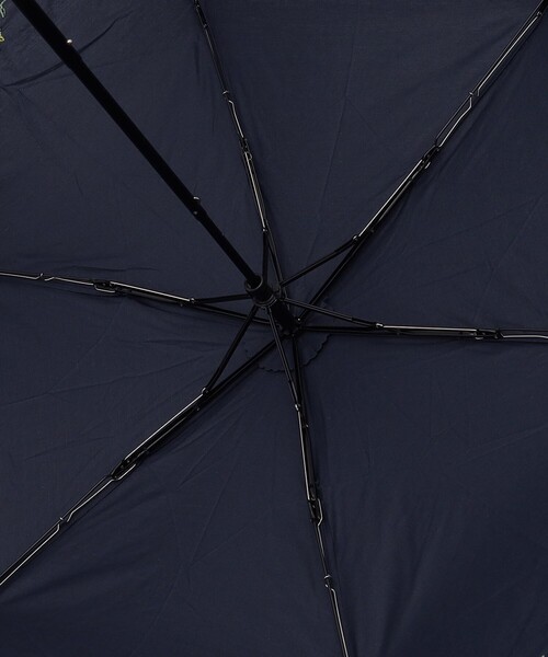 Afternoon Tea（アフタヌーンティー）の「小花刺繍晴雨兼用折りたたみ傘 日傘（折りたたみ傘・レディース・ブラック/ネイビー・ONE SIZE）」の9枚目の写真