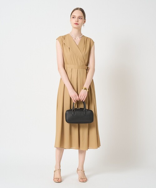 ANAYI（アナイ）の「ビエラコットンカシュクールワンピース（ワンピース・レディース・チャコールグレー/ベージュ・36/38/34）」の6枚目の写真