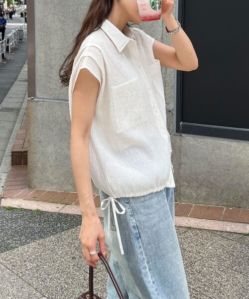 fredy emue（フレディエミュ）の「前開きフレンチタックシャツ（シャツ/ブラウス・レディース・ブラック/オフホワイト/キャメル・38）」の21枚目の写真