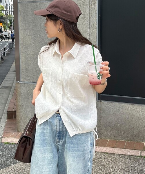 fredy emue（フレディエミュ）の「前開きフレンチタックシャツ（シャツ/ブラウス・レディース・ブラック/オフホワイト/キャメル・38）」の22枚目の写真