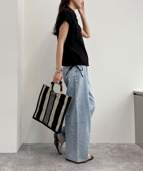 fredy emue（フレディエミュ）の「前開きフレンチタックシャツ（シャツ/ブラウス・レディース・ブラック/オフホワイト/キャメル・38）」の17枚目の写真