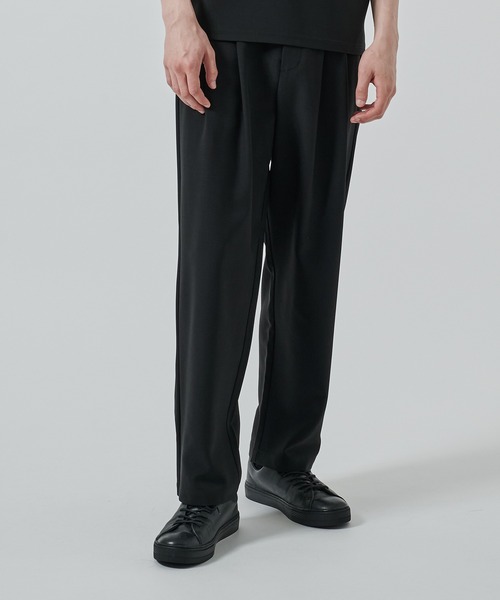 ATTACHMENT(アタッチメント)の「【ATTACHMENT/アタッチメント】〈別注〉WASHABLE SUPER EASY WIDE PANTS / 洗い可能 / 伸縮素材(スラックス・メンズ・ブラック/ダークグレー・1/2)」の22枚目の写真