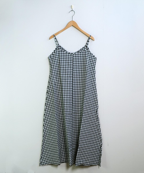 shopnikoniko(ショップニコニコ)の「キャミワンピース チェック ギンガムチェック ロング丈 ワンピース(ワンピース・レディース・グレー・フリー)」の14枚目の写真