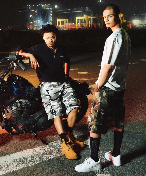 Dickies（ディッキーズ）の「XLARGE×Dickies CAMO CARGO SHORTS（カーゴパンツ・メンズ・ホワイト/オリーブ・30inch/32inch/34inch/36inch）」の18枚目の写真