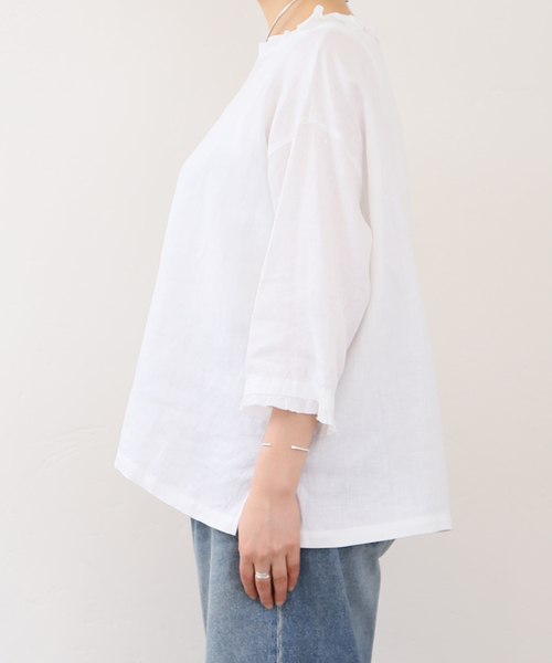 JOURNAL STANDARD LUXE(ジャーナルスタンダード ラックス)の「ソフトリネン タックフリルブラウス(シャツ/ブラウス・レディース・ホワイト/ブラック・FREE)」の12枚目の写真