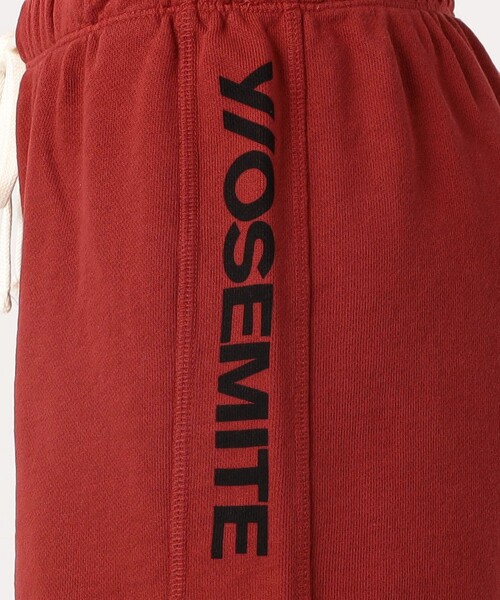 JAMES PERSE(ジェームスパース)の「YOSEMITEグラフィックプリント ドローストリングショーツ WQU4288SJ(スウェットパンツ・レディース・レッド・1/0)」の2枚目の写真
