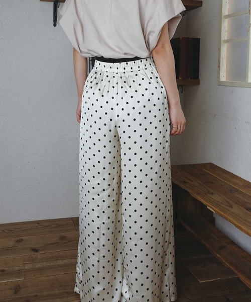 CORNERS by KR（コーナーズバイケーアール）の「【CORNERS by KR】ダブルウエストドットパンツ（スラックス・レディース・ブラック/アイボリー・FREE）」の8枚目の写真