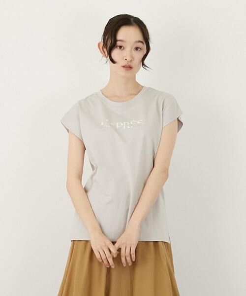 MELROSE claire(メルローズ クレール)の「ロゴノースリーブTシャツ(Tシャツ/カットソー・レディース・グレイッシュベージュ/ブラック/ホワイト・FREE)」の3枚目の写真
