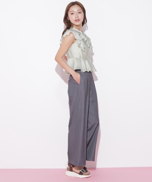 JILL by JILL STUART（ジルバイジルスチュアート）の「ペプラムラッフルブラウス（シャツ/ブラウス・レディース・ライトグリーン/ホワイト/ピンク・FREE）」の6枚目の写真