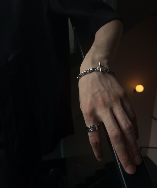 GRAiL(accessories)（グレイル（アクセサリー））の「Cross logo ring【BLACK logo】（リング・メンズ・シルバー・ONE SIZE）」の11枚目の写真