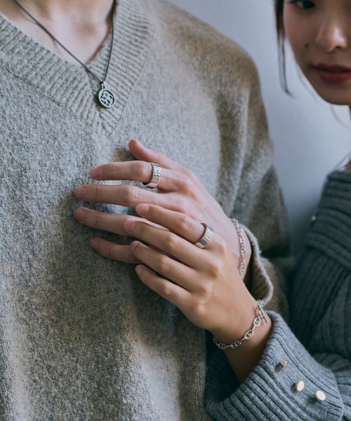 GRAiL(accessories)（グレイル（アクセサリー））の「Cross logo ring【BLACK logo】（リング・メンズ・シルバー・ONE SIZE）」の8枚目の写真
