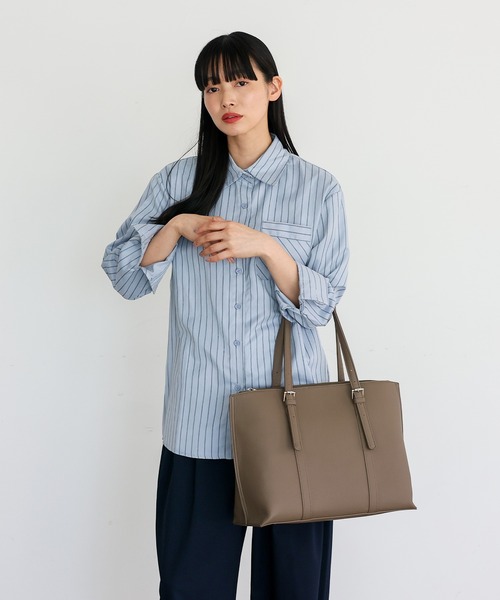 VitaFelice（ヴィータフェリーチェ）の「ベルトハンドルトートバッグ ステッチ A4 通勤トート（トートバッグ・レディース・ベージュ系/ブラック×ホワイト/ブラック・FREE）」の14枚目の写真