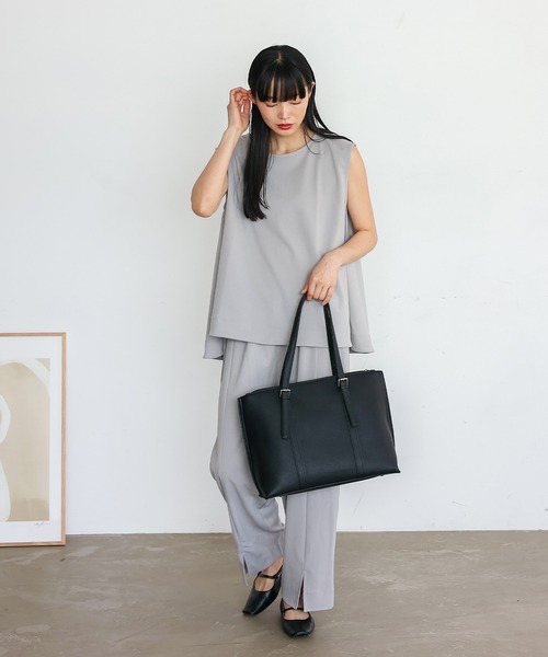 VitaFelice（ヴィータフェリーチェ）の「ベルトハンドルトートバッグ ステッチ A4 通勤トート（トートバッグ・レディース・ベージュ系/ブラック×ホワイト/ブラック・FREE）」の7枚目の写真