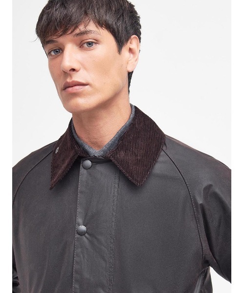 Barbour(バブアー)の「【BEAUFORT / ビューフォート】ワックス ジャケット(レギュラーフィット)(ブルゾン・メンズ・ブラウン/ブラック/ネイビー/グリーン・40/38/44/42/36/46)」の6枚目の写真