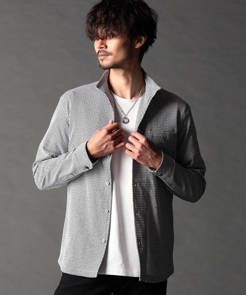 NICOLE CLUB FOR MEN(ニコルクラブフォーメン)の「ニットサッカーチェック・ジオメトリック アラカルトシャツ(シャツ/ブラウス・メンズ・ホワイト系1/ホワイト系2/ブラック系1/ブラック系2/ネイビー系・MEDIUM/LARGE/X-LARGE)」の2枚目の写真