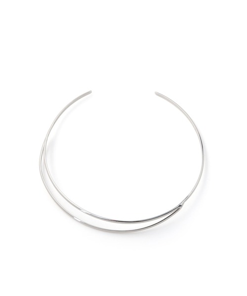 colleca la（コレカラ）の「アシンメトリーダブルライン メタルチョーカー/ネックカフ（チョーカー・レディース・ゴールド/シルバー・FREE）」の7枚目の写真