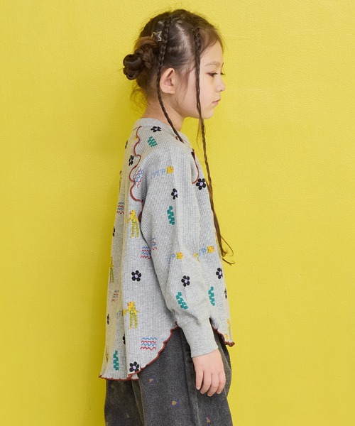 MARKEY'S（マーキーズ）の「総柄ワッフルメローカットソー（Tシャツ/カットソー・キッズ・レッド系その他/ブラウン系その他/杢グレー/ブラック系その他・150/140/130/120/110/100/90/80）」の13枚目の写真