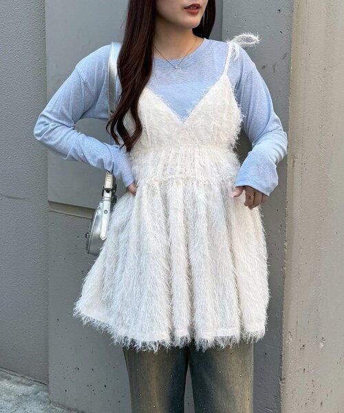 continuer de NICE CLAUP(コンティニューデナイスクラップ)の「もしゃもしゃキャミ(シャツ/ブラウス・レディース・ブラック/アイボリー/ライトブルーグレー・FREE)」の5枚目の写真