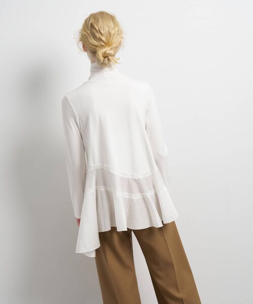 LANVIN en Bleu(ランバンオンブルー)の「アシンメトリーヘムタートル(Tシャツ/カットソー・レディース・ブラック/オフホワイト・38)」の8枚目の写真