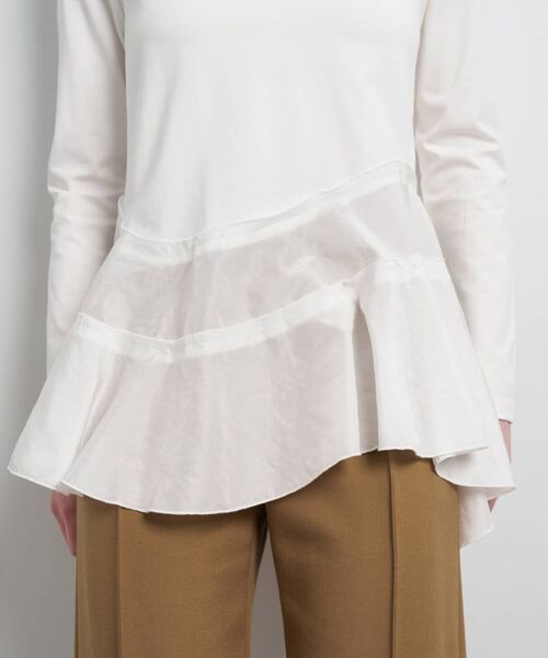 LANVIN en Bleu(ランバンオンブルー)の「アシンメトリーヘムタートル(Tシャツ/カットソー・レディース・ブラック/オフホワイト・38)」の11枚目の写真