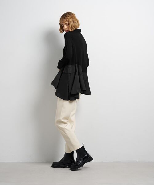 LANVIN en Bleu(ランバンオンブルー)の「アシンメトリーヘムタートル(Tシャツ/カットソー・レディース・ブラック/オフホワイト・38)」の13枚目の写真