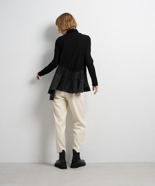 LANVIN en Bleu(ランバンオンブルー)の「アシンメトリーヘムタートル(Tシャツ/カットソー・レディース・ブラック/オフホワイト・38)」の14枚目の写真
