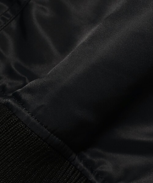 WILD THINGS（ワイルドシングス）の「【別注】WILD THINGS / N-2B Flight Jacket（ブルゾン・メンズ・ブラック/オリーブ・MEDIUM/SMALL/X-LARGE/LARGE）」の6枚目の写真
