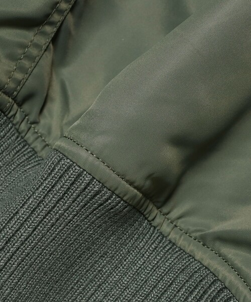 WILD THINGS（ワイルドシングス）の「【別注】WILD THINGS / N-2B Flight Jacket（ブルゾン・メンズ・ブラック/オリーブ・MEDIUM/SMALL/X-LARGE/LARGE）」の16枚目の写真