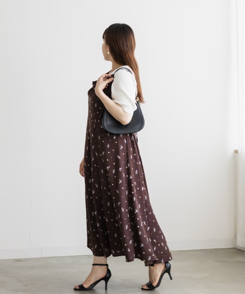 CLETTE(クレット)の「CLETTEオリジナルドレープデザイン花柄キャミワンピース(ワンピース・レディース・ブラウン/ブラック・4L/3L/LL)」の12枚目の写真